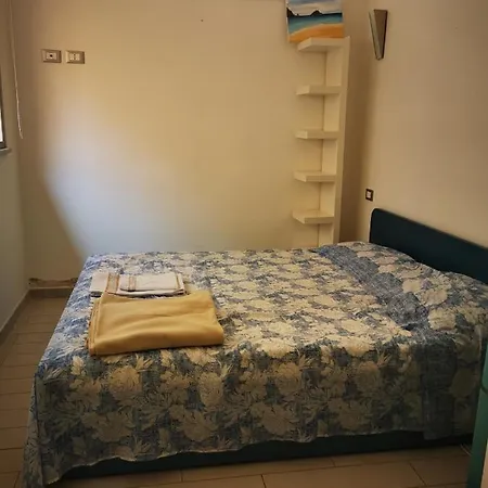 Camera Matrimoniale In Centro Vicino Al Mare بيت ضيافة ألاسيو